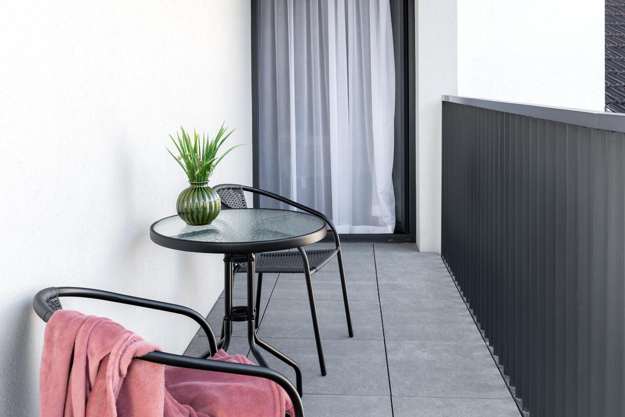 Inpoint Spacious Apartments Near Main Square & Kazimierz District Krakow Ruang foto